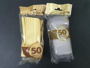 חבילה 50 כפיות איכותיות חד פעמי