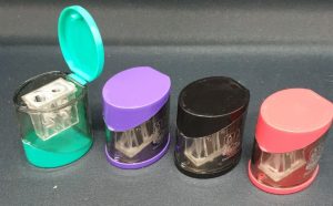 מיכל מחדד 2 חורים